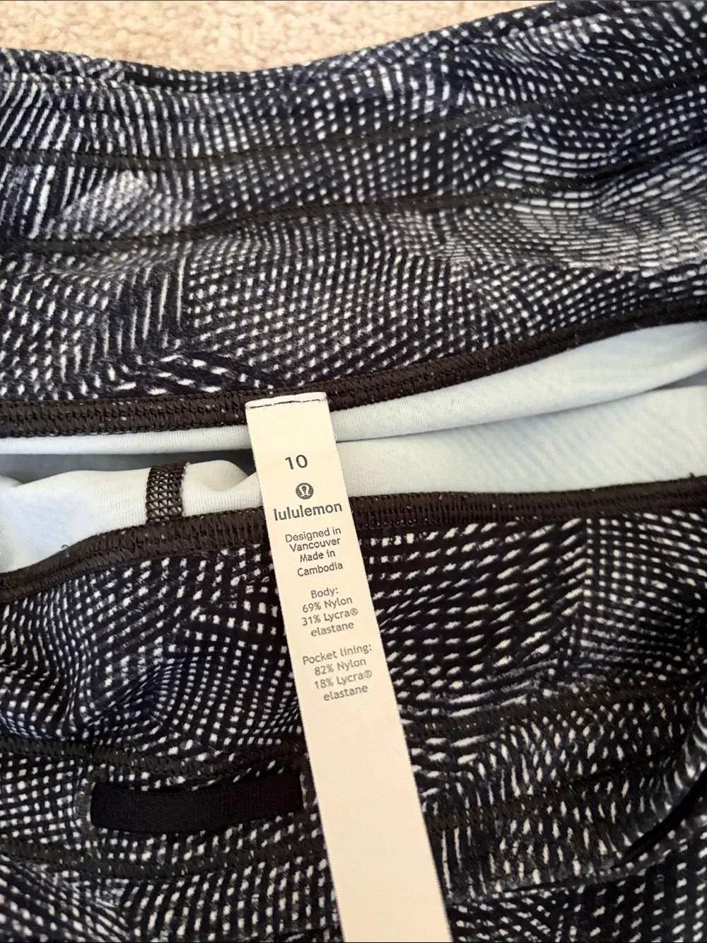 Lululemon Women’s Black & Gray Printed High-Waist Leggings